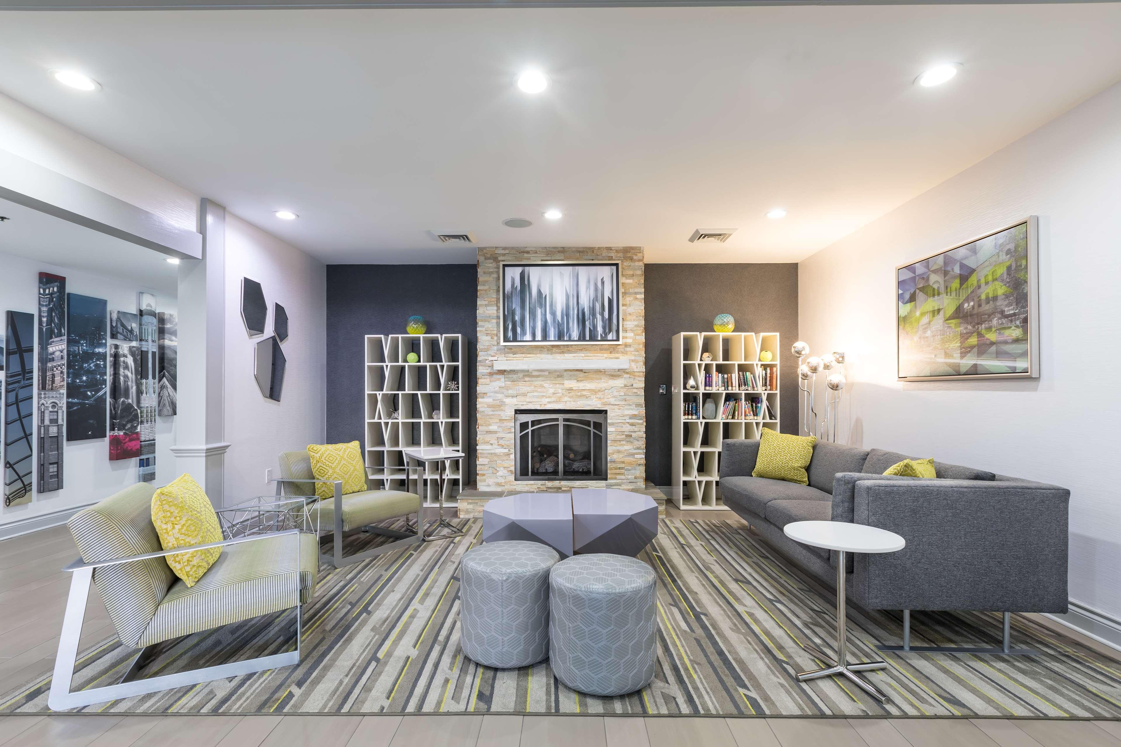 Country Inn & Suites By Radisson Asheville Downtown Tunnel Road Экстерьер фото