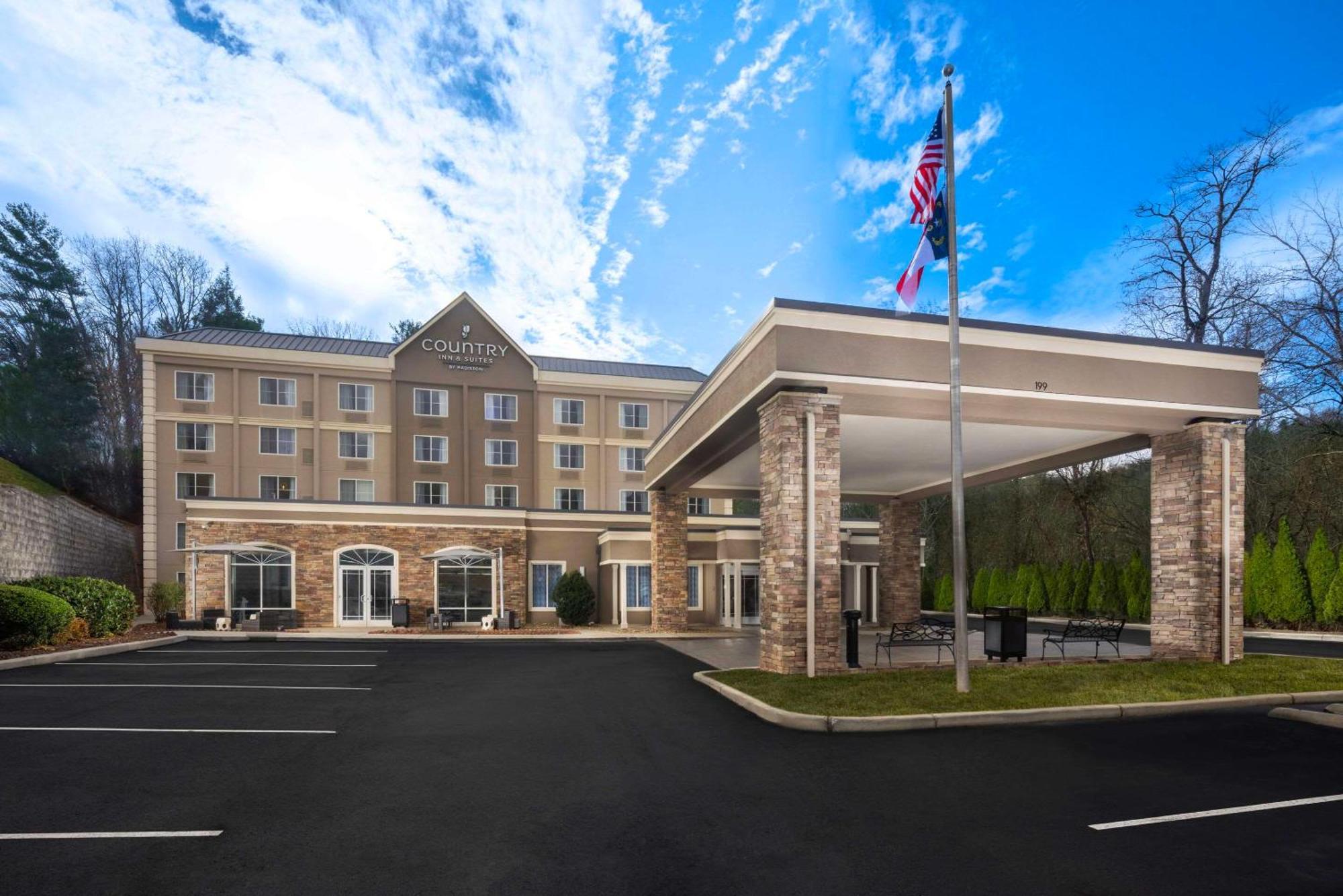 Country Inn & Suites By Radisson Asheville Downtown Tunnel Road Экстерьер фото