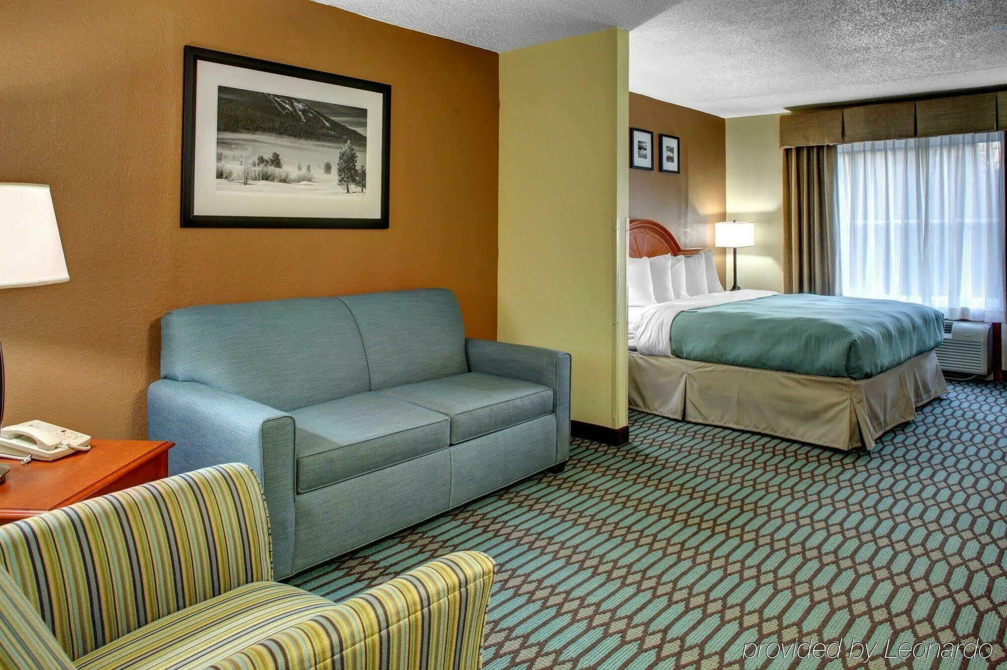 Country Inn & Suites By Radisson Asheville Downtown Tunnel Road Экстерьер фото
